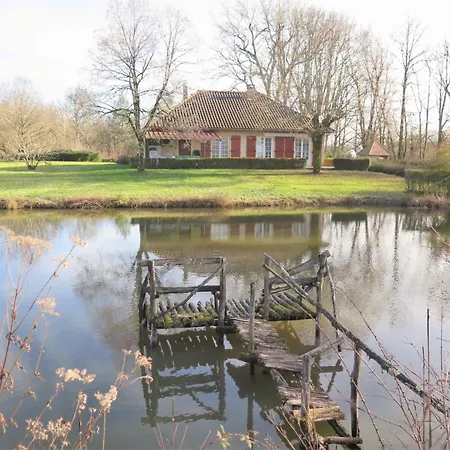 Hébergement de vacances Holiday Maison Du Lac By Interhome Saint-Rabier