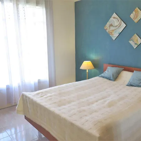 Hébergement de vacances Holiday Maison Du Lac By Interhome Saint-Rabier